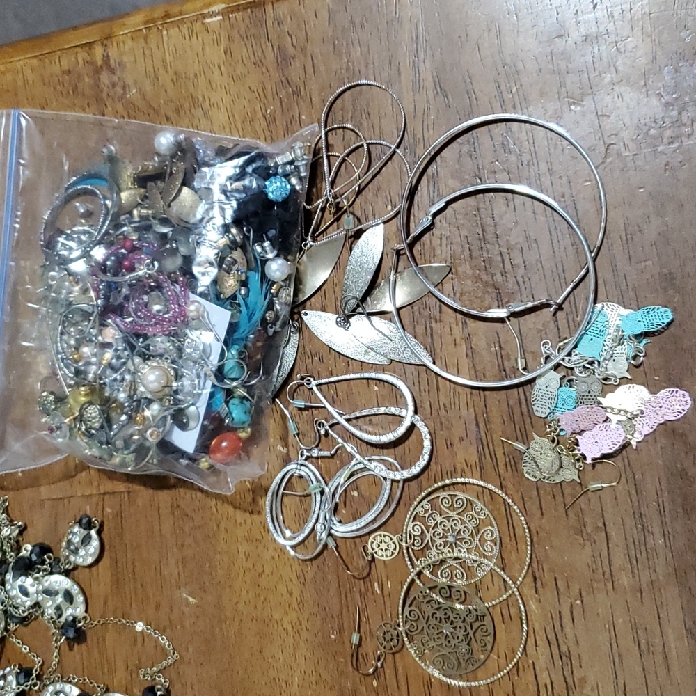 Jewelry bundle - Picture 4 of 16